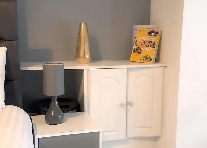 Holiday home 5bdr | Tram Access|free St Parking Manchester