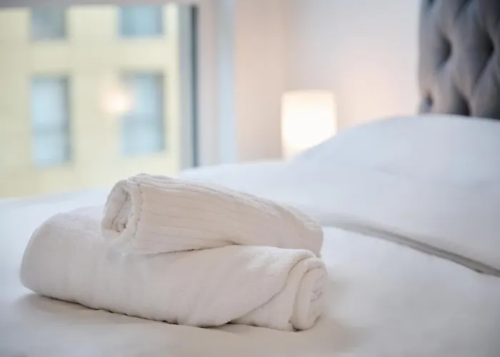 Joyful Management - Riverview 1 Bedroom 10 Min To Centre Apartman Manchester