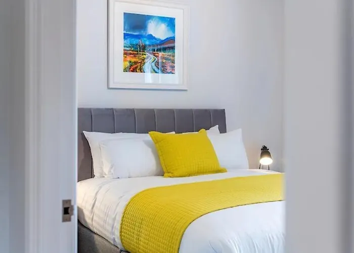 דירה Morden 2br With Views מנצ'סטר