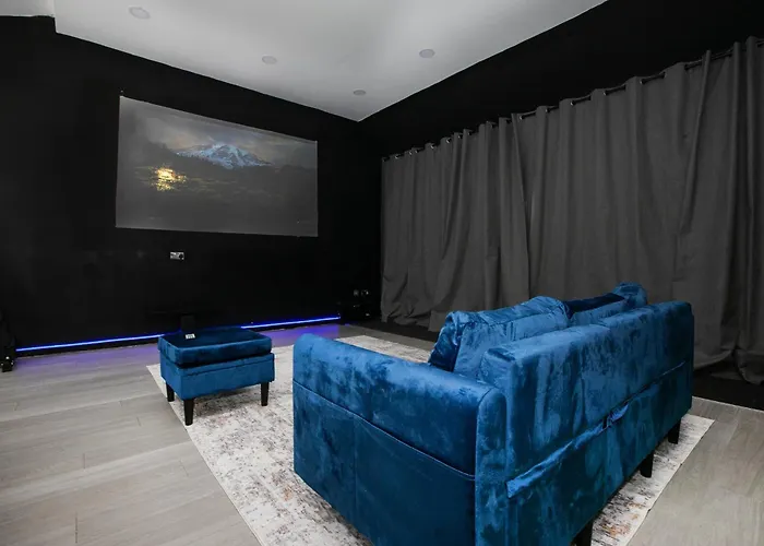 Апартаменты The Scenic Luxury House