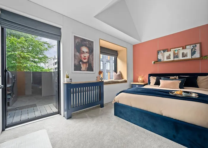 Cityscape Mcr Townhouse - Free Parking & Garden Σπίτι διακοπών