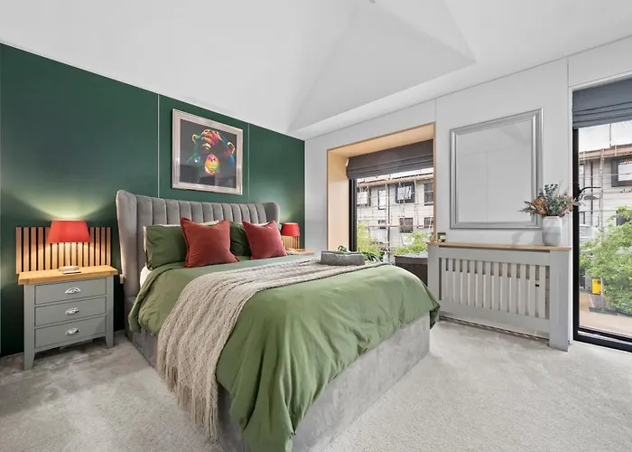 Cityscape Mcr Townhouse - Free Parking & Garden