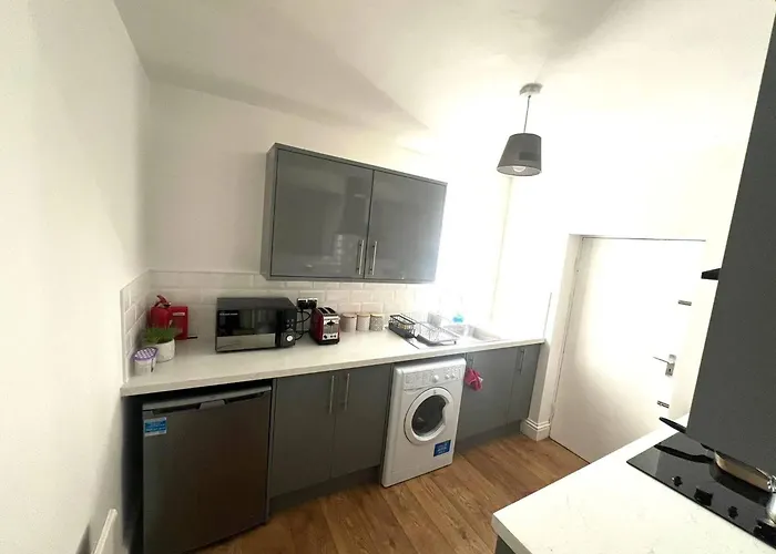 Quiet Spacious In Salford-samson Plab Gasthof