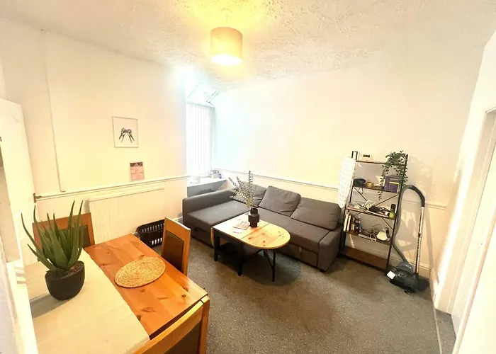 Quiet Spacious In Salford-samson Plab Pensjonat