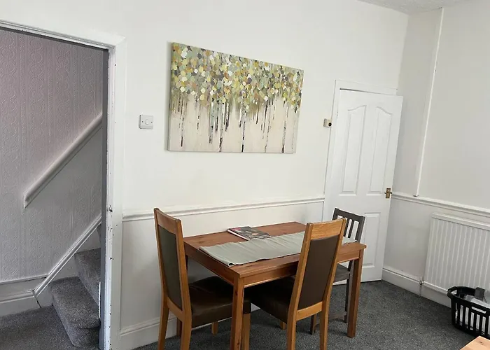 Quiet Spacious In Salford-samson Plab Manchester