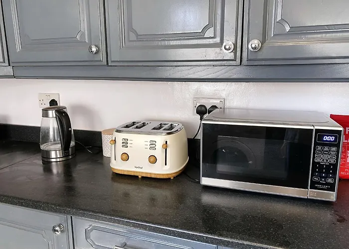 Huge Modern To In Salford Samson Plab 게스트하우스 맨체스터