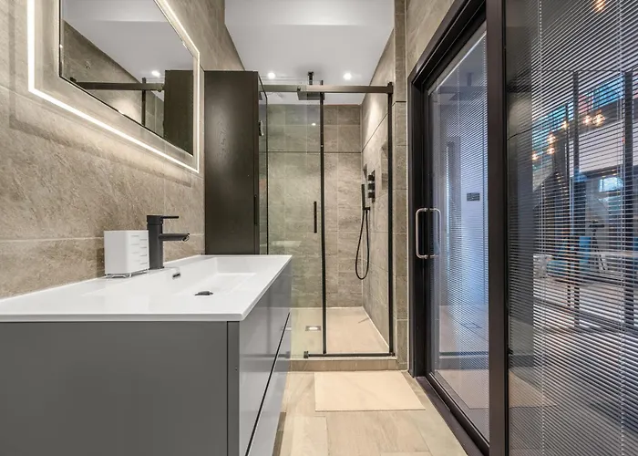 펜션 West Didsbury Retreat L Cinema L Sleeps 8 *