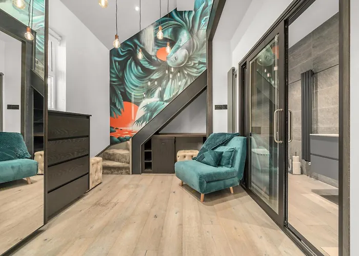 펜션 West Didsbury Retreat L Cinema L Sleeps 8 맨체스터