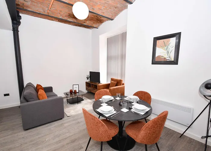 Beautiful 2 Bed Near Etihad דירה מנצ'סטר