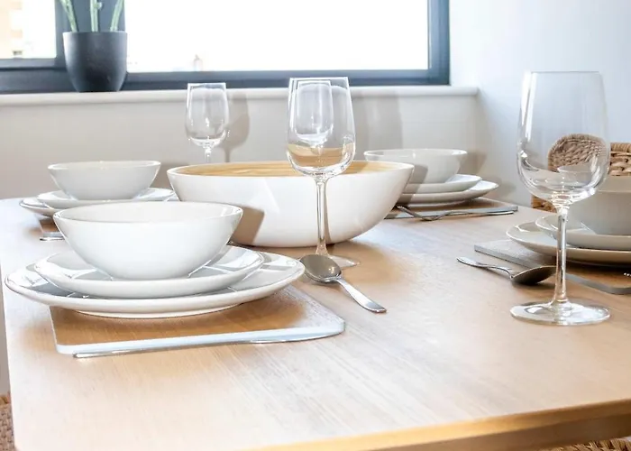 Apartamento Zeni Alexandra Rise Two Bed Flat Mánchester