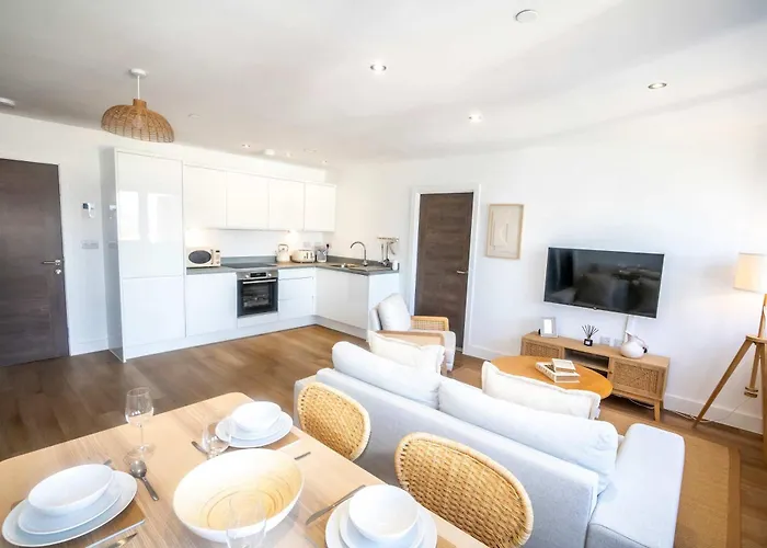 Zeni Alexandra Rise Two Bed Flat Apartamento Mánchester