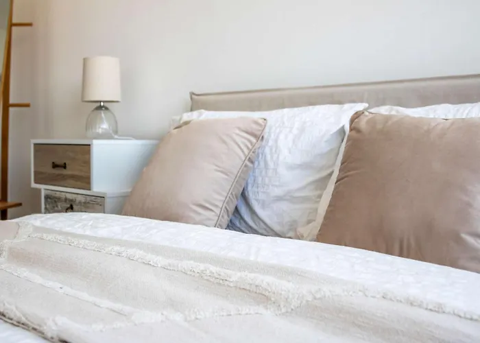 Zeni Alexandra Rise Two Bed Flat Apartamento