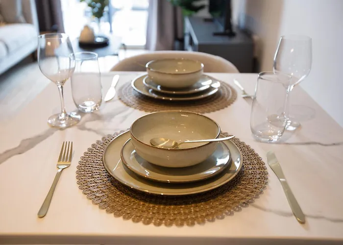 Cable Street Serviced شقة *