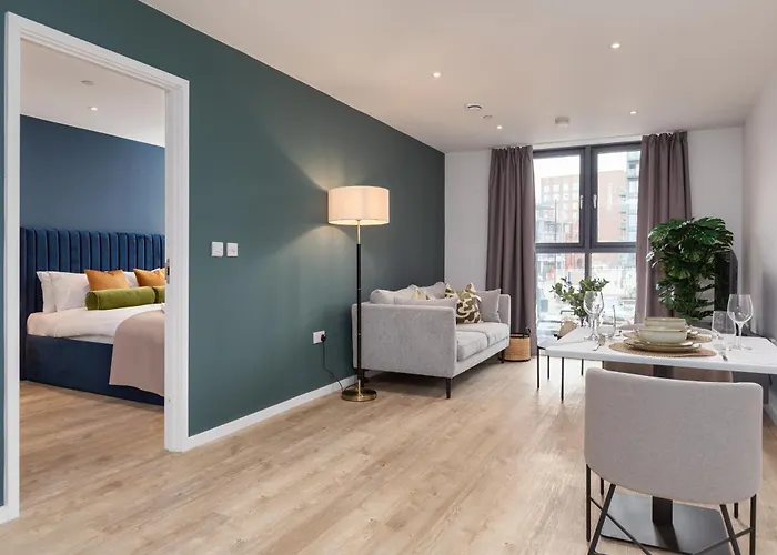 Daire Cable Street Serviced *