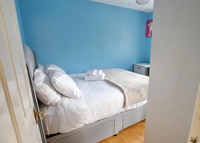 Сasa de vacaciones Home Base For Manchester 4 Bed-Garden-Free Parking - Pass The Keys Mánchester