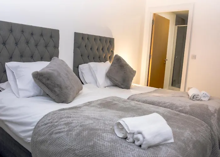 아파트 Luxury 2br *