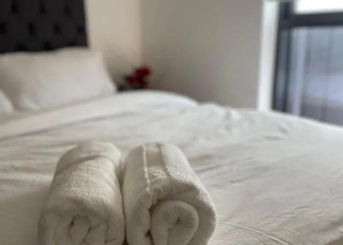 Luxury Penthouse With The View In * Μάντσεστερ