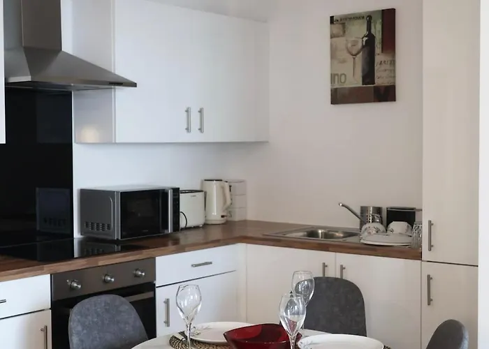 Luxury 2 Bed 13th Floor View Of Old Trafford *