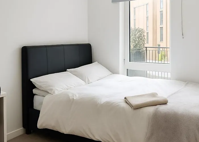 Daire Modern Centre 2 Bedroom With Large Balcony Manchester