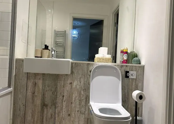 The Dyche-parking-local Attractions-fast Wi-fi Appartamento *