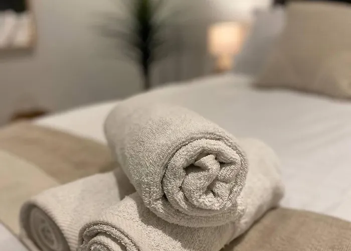 The Dyche-parking-local Attractions-fast Wi-fi Appartamento