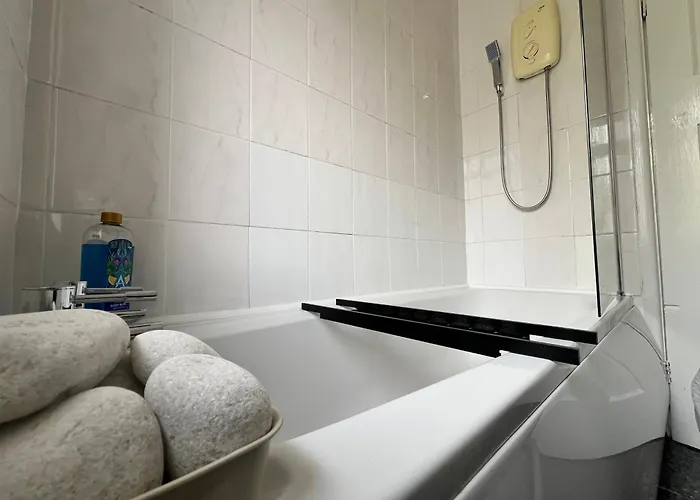 Budget Spacious 3 Bed In بيت للعطل مانشستر