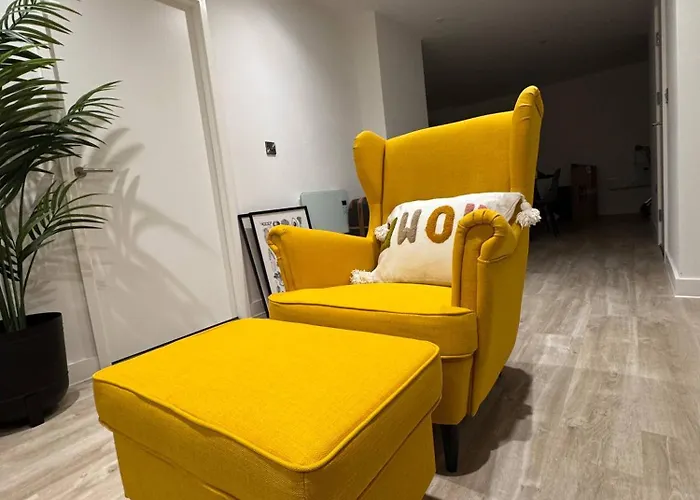 Exquisite Riverview 2bedroom Flat In Manchester. *