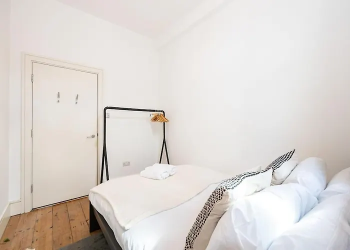 Sleeps 6 Stunning 2 Bed By Superhost