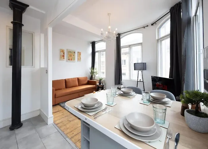 Sleeps 6 Stunning 2 Bed By Superhost 公寓