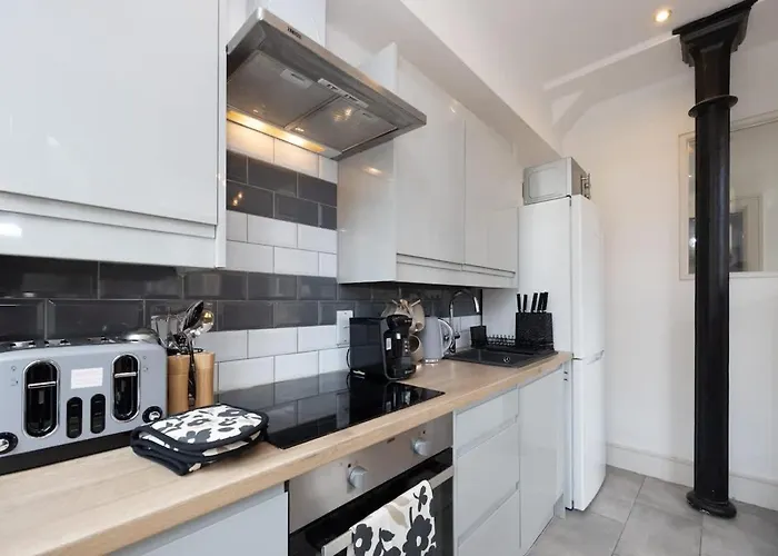 Sleeps 6 Stunning 2 Bed By Superhost Daire *