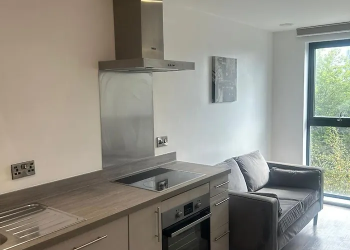 Cozy, Stylish Modern 2 Bedroom Entire Flat 아파트