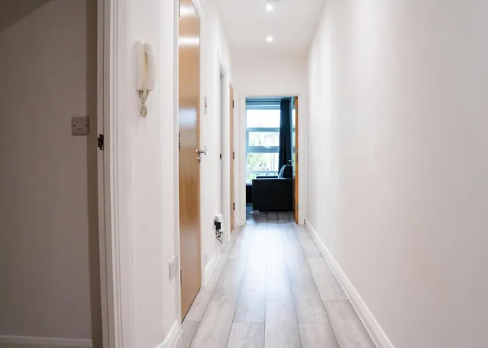 Apartamento Stunning Modern 3 Bed, 2 Bedroom - Secure Parking - Close To Centre And Old Trafford *