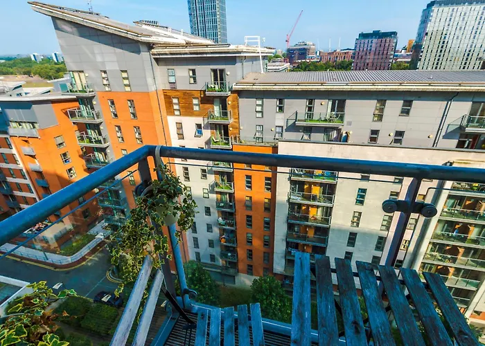 Elegant 2br Flat Near Northern Quarter *