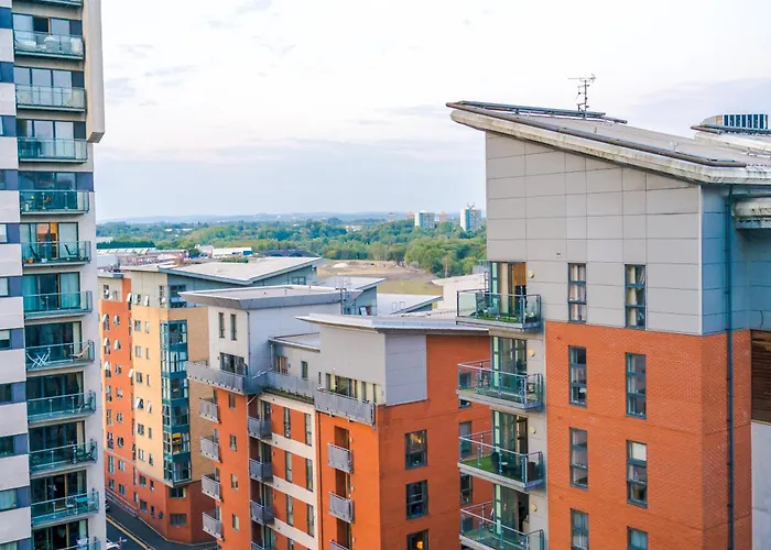 Elegant 2br Flat Near Northern Quarter *