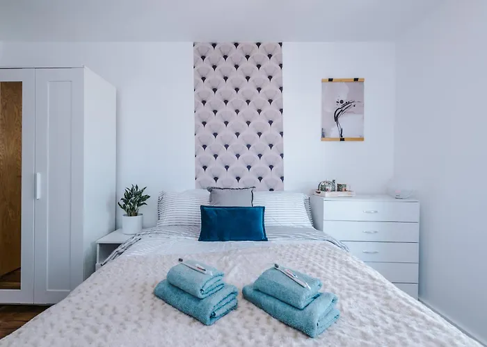 Elegant 2br Flat Near Northern Quarter *