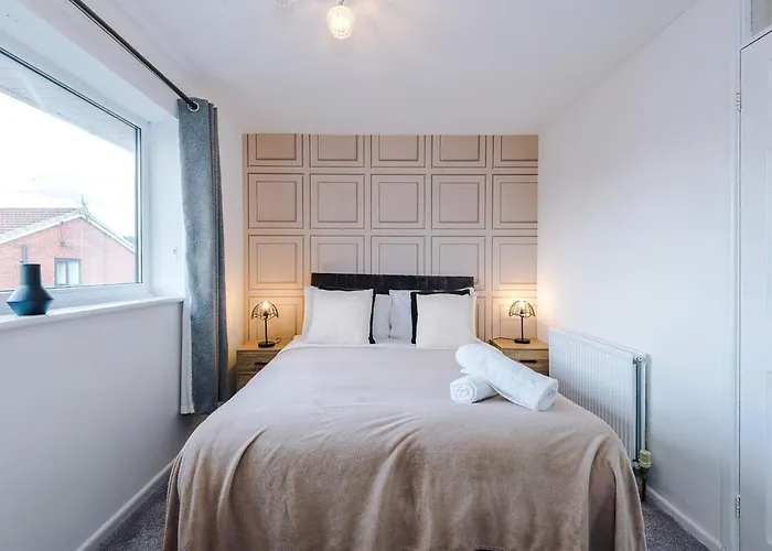 New! 2br With Parking, Near Vakantiehuis Manchester