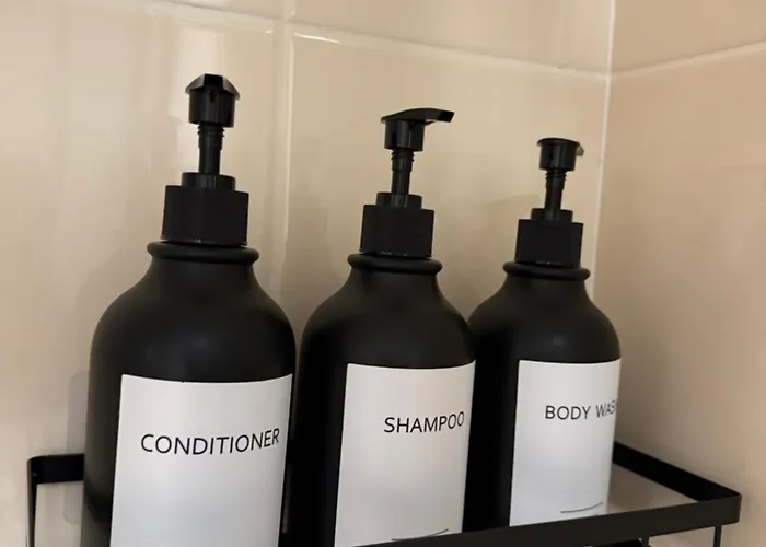 Luxury And Cosy Near Old Trafford M16 ,free Private Parking,fast Wi-fi,self Check-in Anytime Perfect For Late Arrivals, 5 Minutes To Old Trafford Stadium * Манчестер