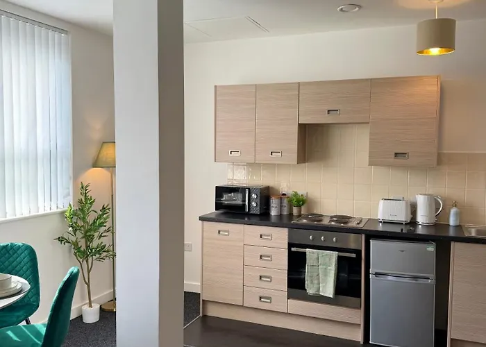 Appartement Luxury And Cosy Near Old Trafford M16 ,free Private Parking,fast Wi-fi,self Check-in Anytime Perfect For Late Arrivals, 5 Minutes To Old Trafford Stadium