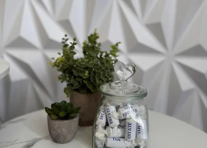 Luxury And Cosy Near Old Trafford M16 ,free Private Parking,fast Wi-fi,self Check-in Anytime Perfect For Late Arrivals, 5 Minutes To Old Trafford Stadium * Манчестер