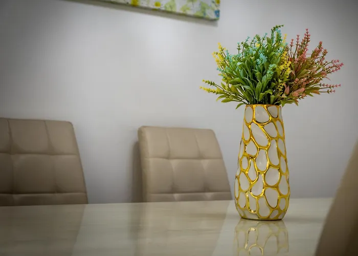 Modern 4 Bedroom Detached House 66cl Сasa de vacaciones