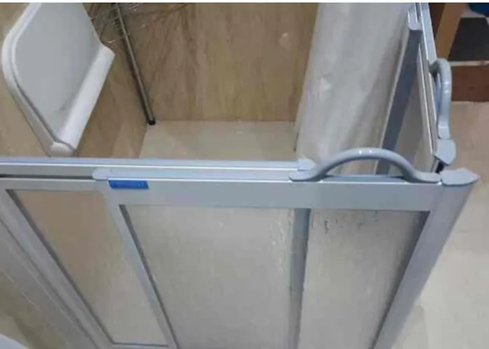 Cosy Newly Built Self-contained Garden Flat Μάντσεστερ