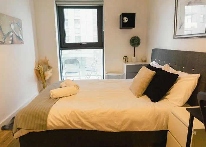 Waterside Retreat Daire Manchester