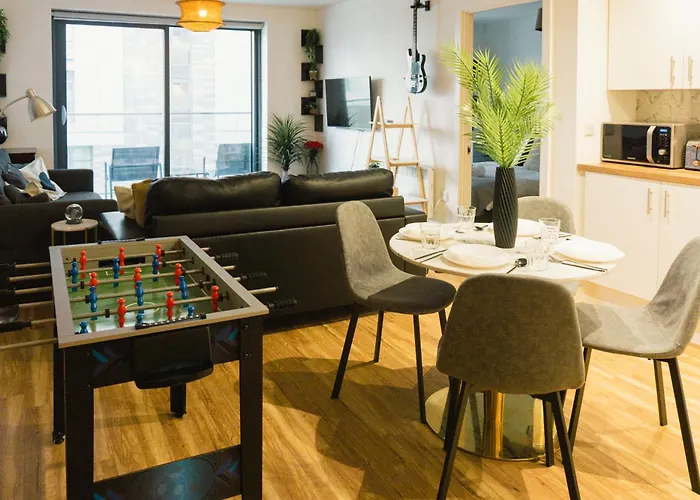 Waterside Retreat 아파트 *