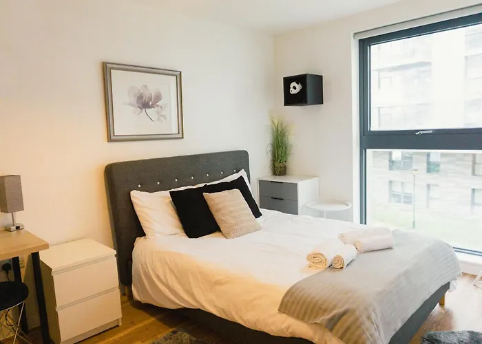 Waterside Retreat Daire