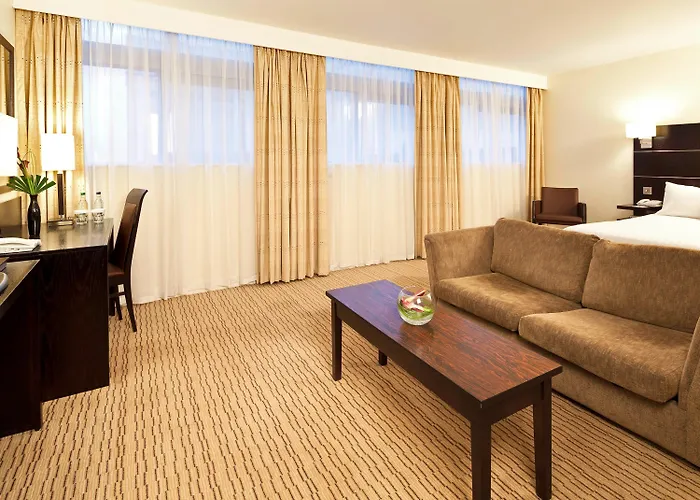 Mercure Piccadilly מלון 4*
