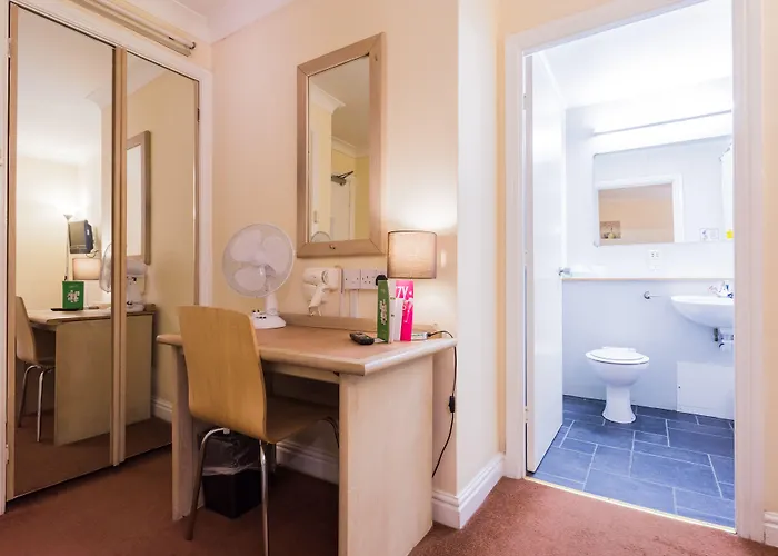 Hotell The Gardens 3*