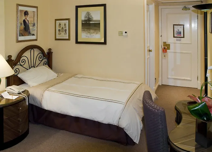 Britannia Centre 3* Manchester