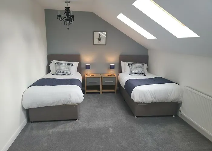 4 Bedroom - Sleeps 7 Pet Friendly & Parking Сasa de vacaciones Mánchester