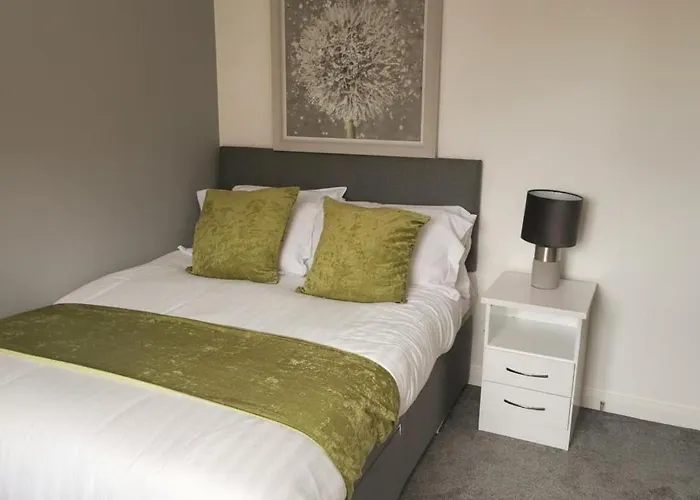 Сasa de vacaciones 4 Bedroom - Sleeps 7 Pet Friendly & Parking