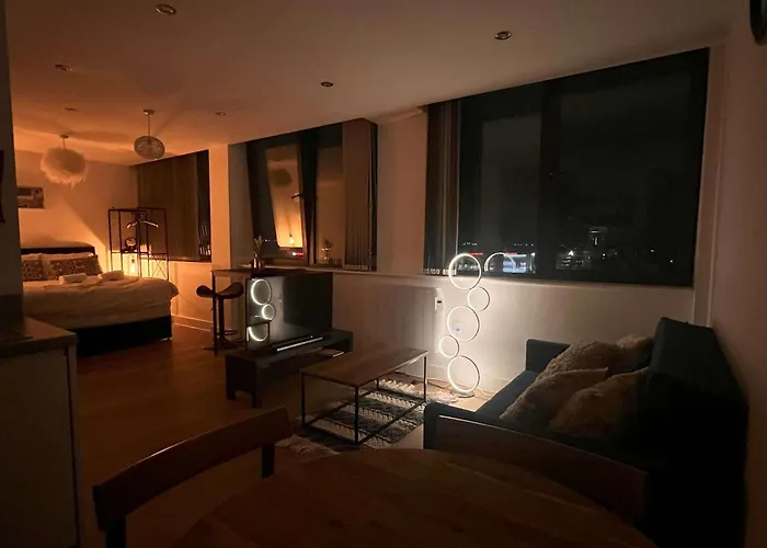 Apartman Zeni, Alexandra Rise Fab